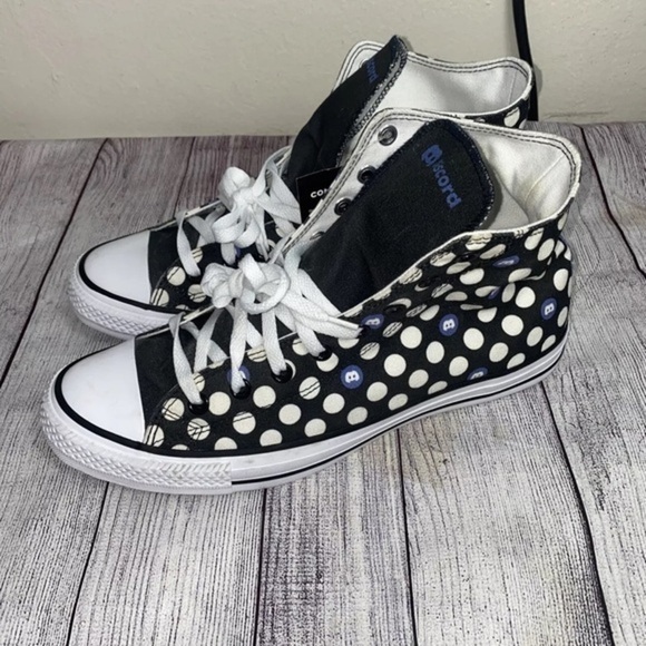 Converse Shoes - Custom Discord Chuck Taylors